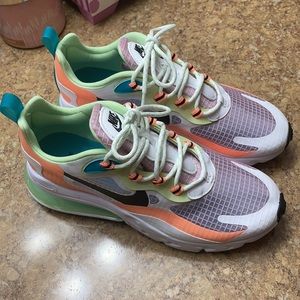 Nike Airmax 270 React